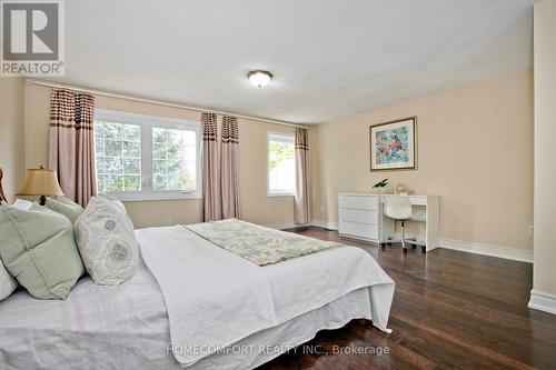 59 Hillfarm Drive, Toronto (Milliken), ON - Indoor Photo Showing Bedroom