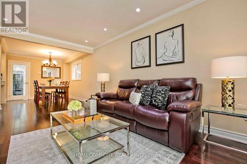 59 Hillfarm Drive, Toronto (Milliken), ON - Indoor Photo Showing Living Room