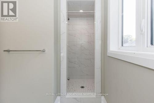 14 56Th Street S, Wasaga Beach, ON - Indoor Photo Showing Bathroom