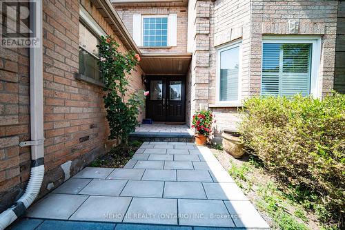 395 River Oaks Boulevard W, Oakville, ON - Outdoor