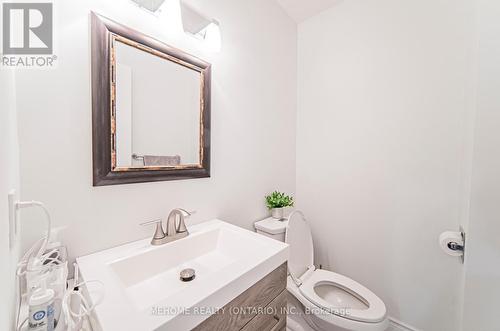 395 River Oaks Boulevard W, Oakville, ON - Indoor Photo Showing Bathroom