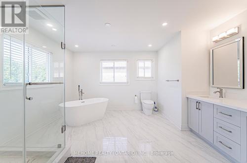 395 River Oaks Boulevard W, Oakville, ON - Indoor Photo Showing Bathroom