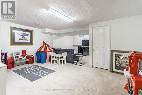 142 - 455 Apache Court, Mississauga, ON - Indoor Photo Showing Other Room