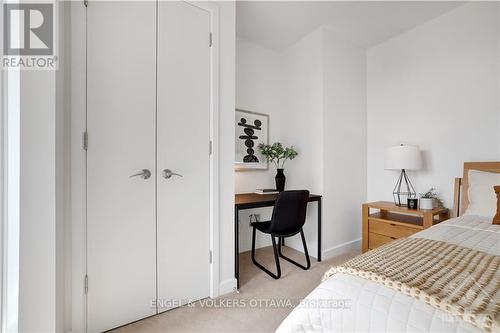 1204 - 201 Parkdale Avenue, Ottawa, ON - Indoor Photo Showing Bedroom