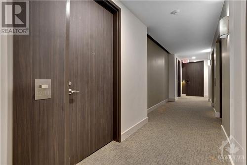 Hotel Like entry - 201 Parkdale Avenue Unit#1204, Ottawa, ON - Indoor Photo Showing Other Room