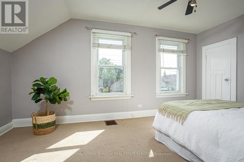 209 Weir Street N, Hamilton (Homeside), ON - Indoor Photo Showing Bedroom