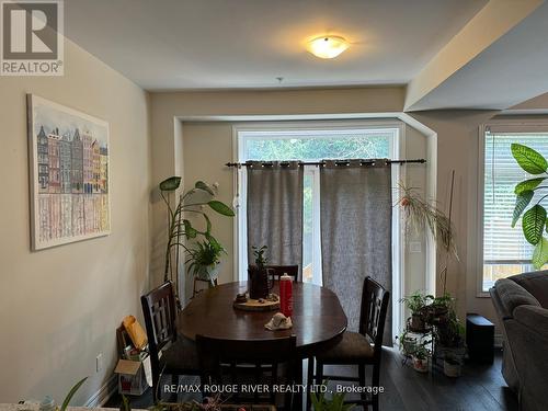 99 Manhattan Court, St. Catharines, ON - Indoor Photo Showing Dining Room