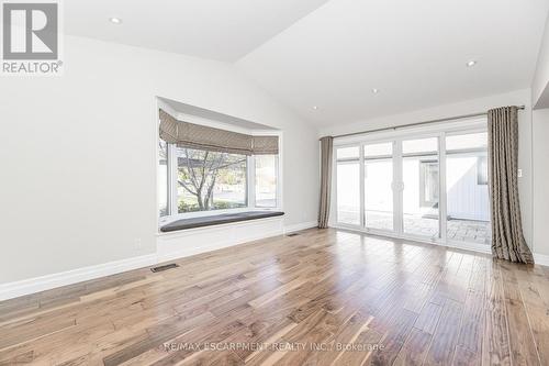 106 Overdale Avenue, Hamilton (Waterdown), ON - Indoor Photo Showing Other Room