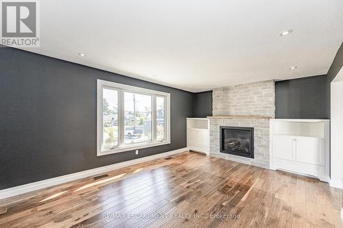 106 Overdale Avenue, Hamilton, ON - Indoor Photo Showing Living Room With Fireplace