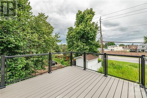 8 Melville Drive, Ottawa, ON - Outdoor