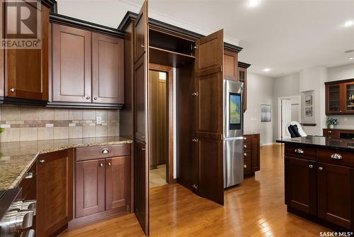 8179 Wascana Gardens Drive, Regina, SK - Indoor Photo Showing Kitchen