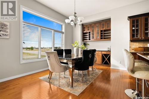 8179 Wascana Gardens Drive, Regina, SK - Indoor Photo Showing Dining Room