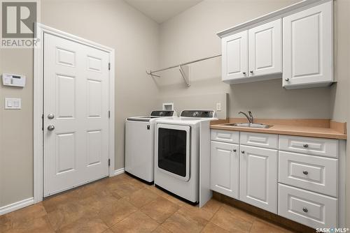 8179 Wascana Gardens Drive, Regina, SK - Indoor Photo Showing Laundry Room