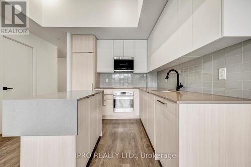 459 - 2481 Taunton Road, Oakville, ON - Indoor Photo Showing Kitchen