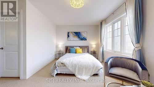 21 Barley Lane, Hamilton (Meadowlands), ON - Indoor Photo Showing Bedroom