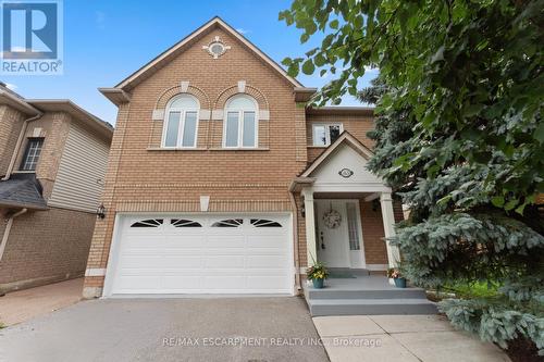 83 Rockhaven Lane, Hamilton (Waterdown), ON - Outdoor With Facade