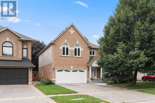 83 Rockhaven Lane, Hamilton (Waterdown), ON - Outdoor With Facade