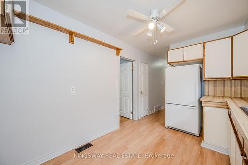 164 East 23Rd Street, Hamilton, ON - Indoor Photo Showing Kitchen