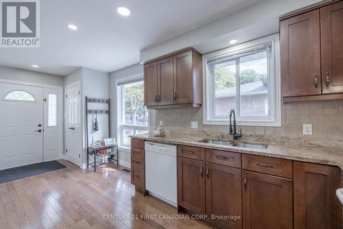 9 Rexway Road, London, ON - Indoor Photo Showing Kitchen With Double Sink