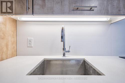 2701 - 2 Anndale Drive, Toronto, ON - Indoor Photo Showing Kitchen