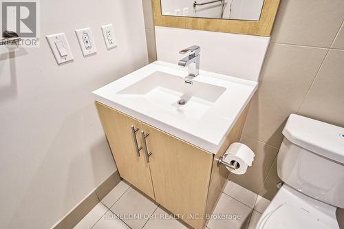 2701 - 2 Anndale Drive, Toronto (Willowdale East), ON - Indoor Photo Showing Bathroom