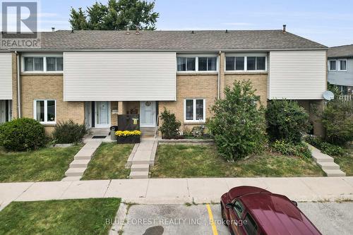 Exterior front - 126 - 500 Osgoode Drive, London, ON - Outdoor With Facade