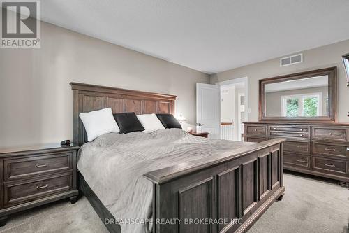 407 Riverview Drive, Strathroy-Caradoc (Ne), ON - Indoor Photo Showing Bedroom