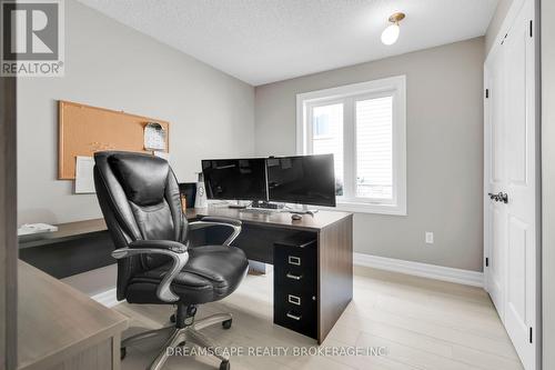 407 Riverview Drive, Strathroy-Caradoc (Ne), ON - Indoor Photo Showing Office