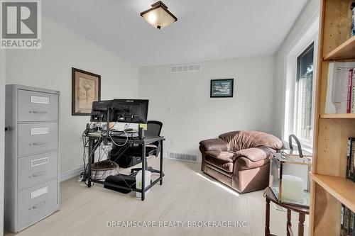 407 Riverview Drive, Strathroy-Caradoc (Ne), ON - Indoor Photo Showing Other Room