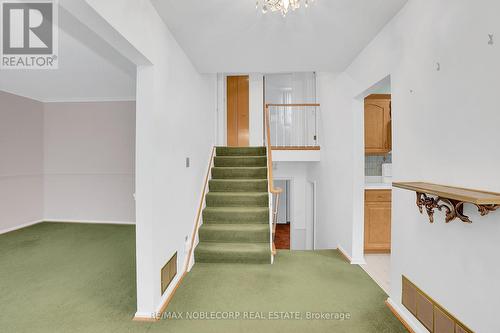 32 Summerside Crescent, Toronto (Hillcrest Village), ON - Indoor Photo Showing Other Room