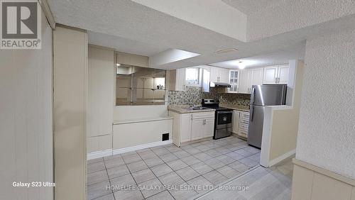 4 Carwin Crescent, Ajax, ON - Indoor Photo Showing Kitchen