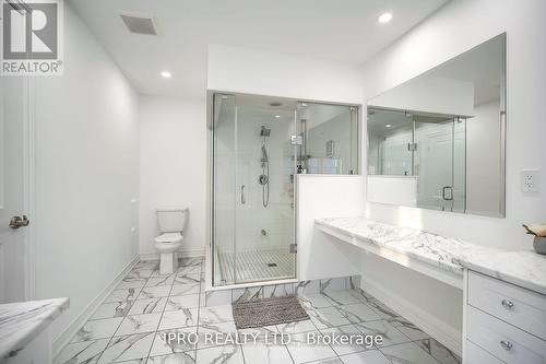 120 Beckett Avenue, East Gwillimbury, ON - Indoor Photo Showing Bathroom