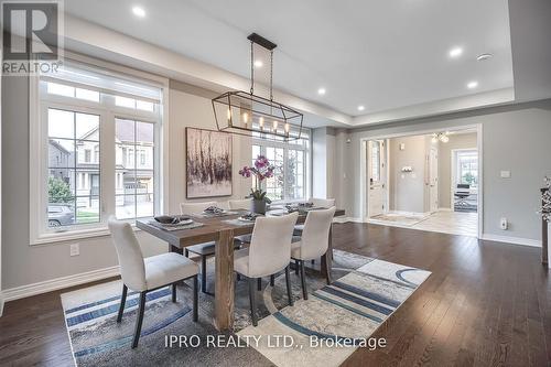 120 Beckett Avenue, East Gwillimbury, ON - Indoor Photo Showing Dining Room