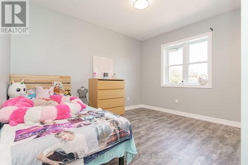 34 College Avenue, Orangeville, ON - Indoor Photo Showing Bedroom