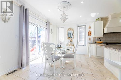 56 Gentle Fox Drive, Caledon, ON - Indoor Photo Showing Dining Room