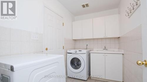 13 Waterdale Road, Brampton, ON - Indoor Photo Showing Laundry Room