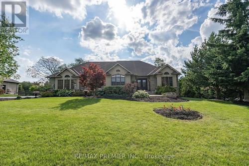 34 Headwaters Lane, Mono, ON - Outdoor With Facade