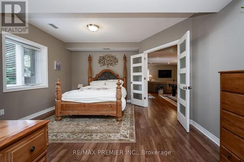 34 Headwaters Lane, Mono, ON - Indoor Photo Showing Bedroom