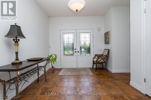 34 Headwaters Lane, Mono, ON - Indoor Photo Showing Other Room