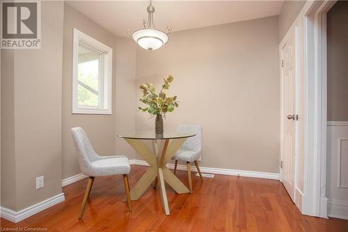 209 Weir Street N, Hamilton, ON - Indoor Photo Showing Dining Room