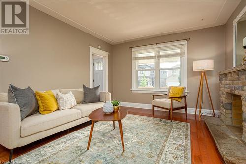 209 Weir Street N, Hamilton, ON - Indoor Photo Showing Living Room With Fireplace