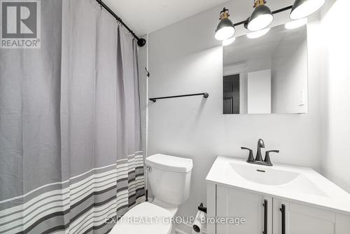 29 Johnson Street, Prince Edward County (Picton), ON - Indoor Photo Showing Bathroom