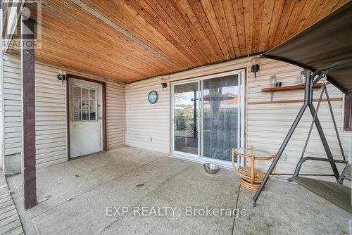 41 Queen Street, Strathroy-Caradoc (Caradoc), ON - Outdoor With Deck Patio Veranda With Exterior