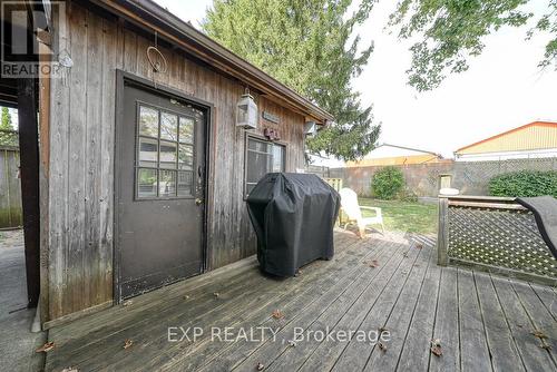 41 Queen Street, Strathroy-Caradoc (Caradoc), ON - Outdoor With Deck Patio Veranda With Exterior