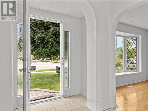 72 Glenvale Boulevard, Brampton, ON - Indoor Photo Showing Other Room