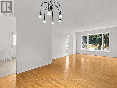 72 Glenvale Boulevard, Brampton, ON - Indoor Photo Showing Other Room