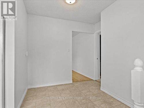 72 Glenvale Boulevard, Brampton, ON - Indoor Photo Showing Other Room