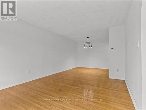 72 Glenvale Boulevard, Brampton, ON - Indoor Photo Showing Other Room