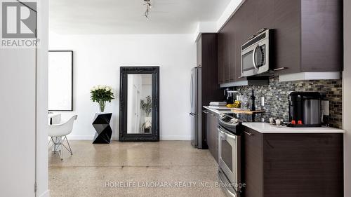 622 - 510 King Street E, Toronto (Moss Park), ON - Indoor Photo Showing Kitchen