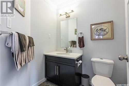 261 250 Akhtar Bend, Saskatoon, SK - Indoor Photo Showing Bathroom